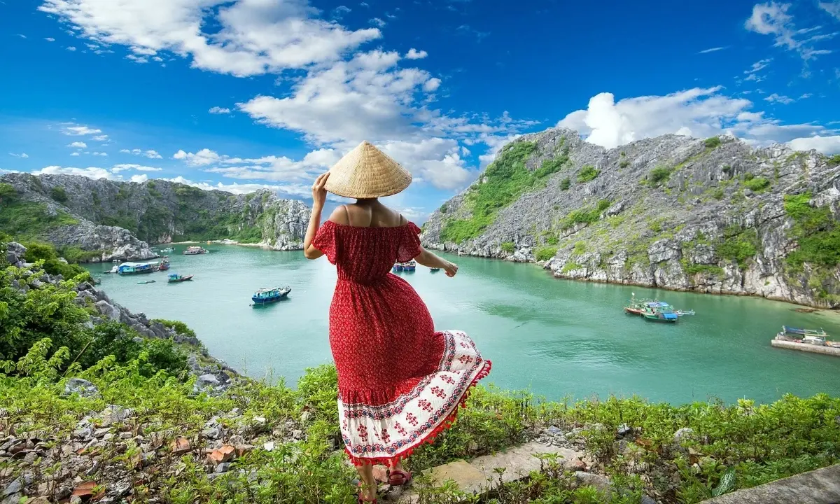 Du lịch biển Cát Bà - Hòn Ngọc Xanh